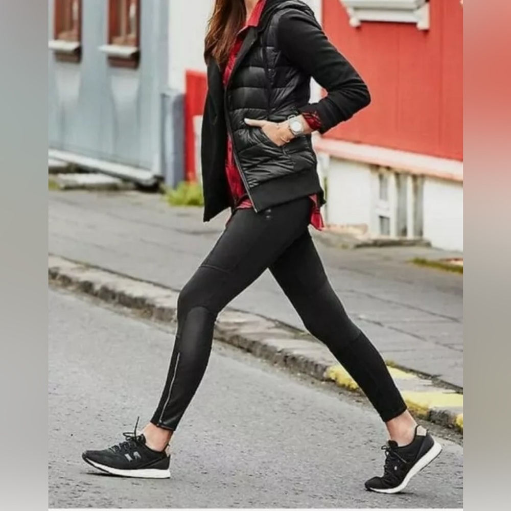 Athleta Ponte Luxe Black Vegan Leather Legging Size XXS